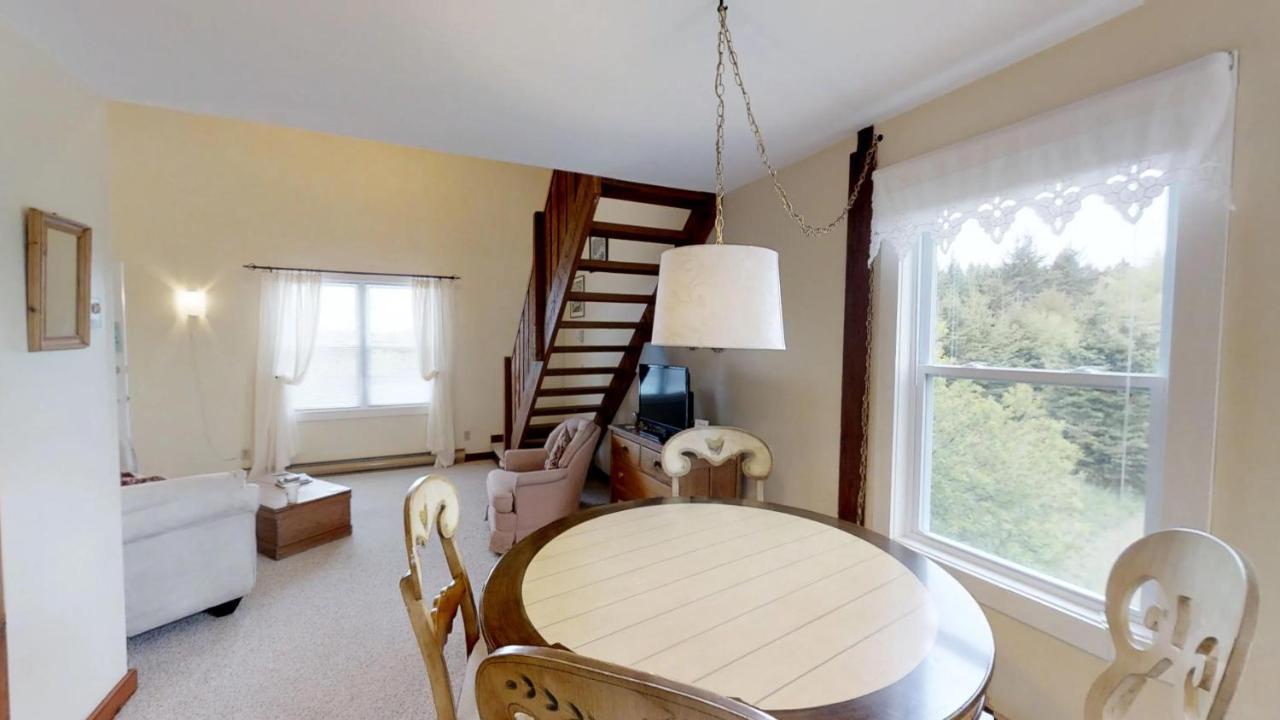 Bayview Pines Country Inn B&B Mahone Bay Eksteriør bilde