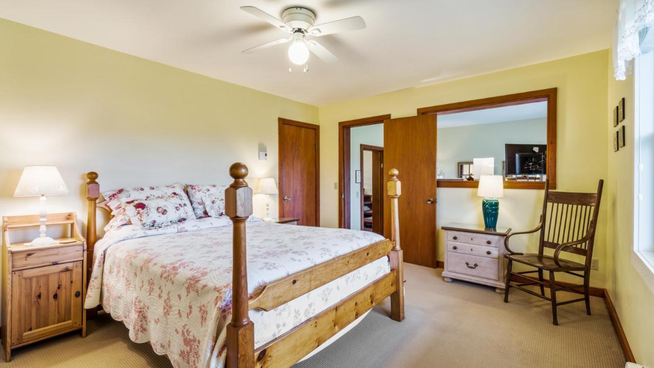 Bayview Pines Country Inn B&B Mahone Bay Eksteriør bilde