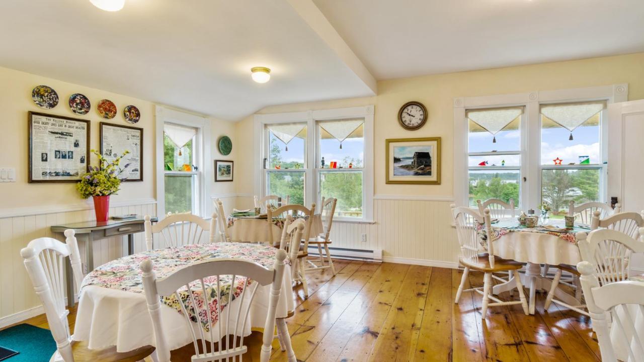 Bayview Pines Country Inn B&B Mahone Bay Eksteriør bilde