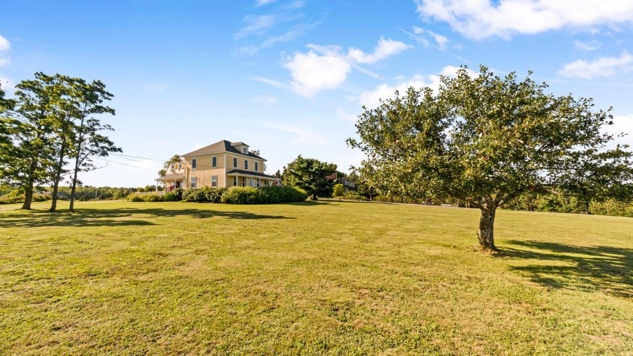 Bayview Pines Country Inn B&B Mahone Bay Eksteriør bilde