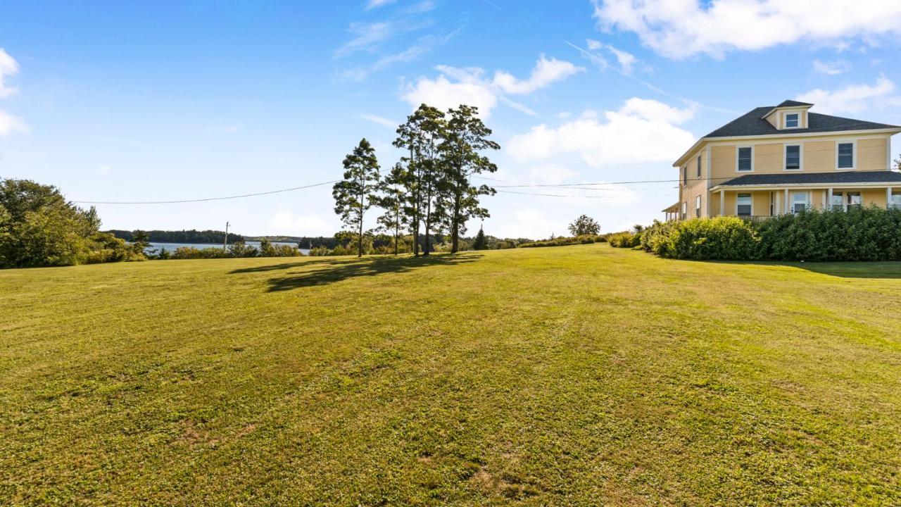 Bayview Pines Country Inn B&B Mahone Bay Eksteriør bilde