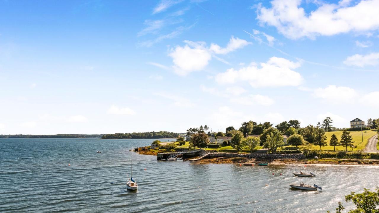Bayview Pines Country Inn B&B Mahone Bay Eksteriør bilde