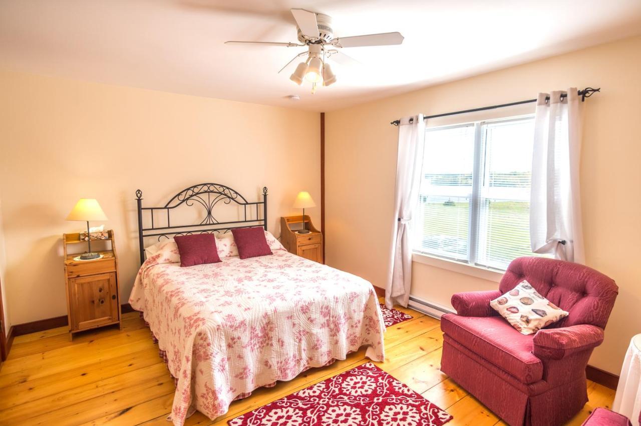 Bayview Pines Country Inn B&B Mahone Bay Eksteriør bilde